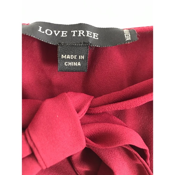 Love Tree Ruffled Front Top    Medium - Picture 4 of 7
